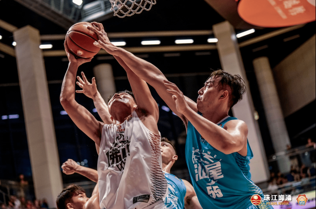 包含周末NBA常规赛前瞻:周冠宇伤情更新,广东男篮冲击连胜纪录的词条